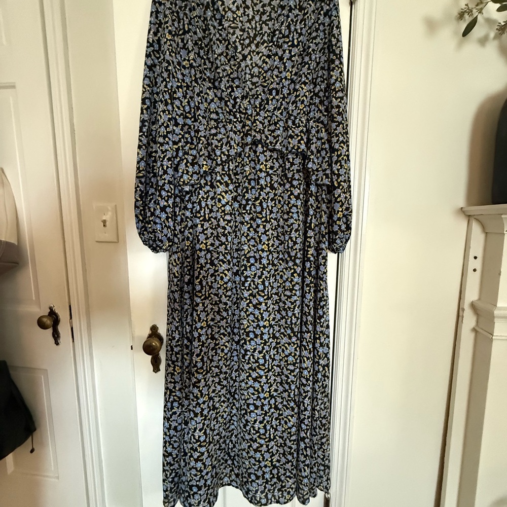 Nasty Gal Black and White Long Sleeve V-Neck Sundress